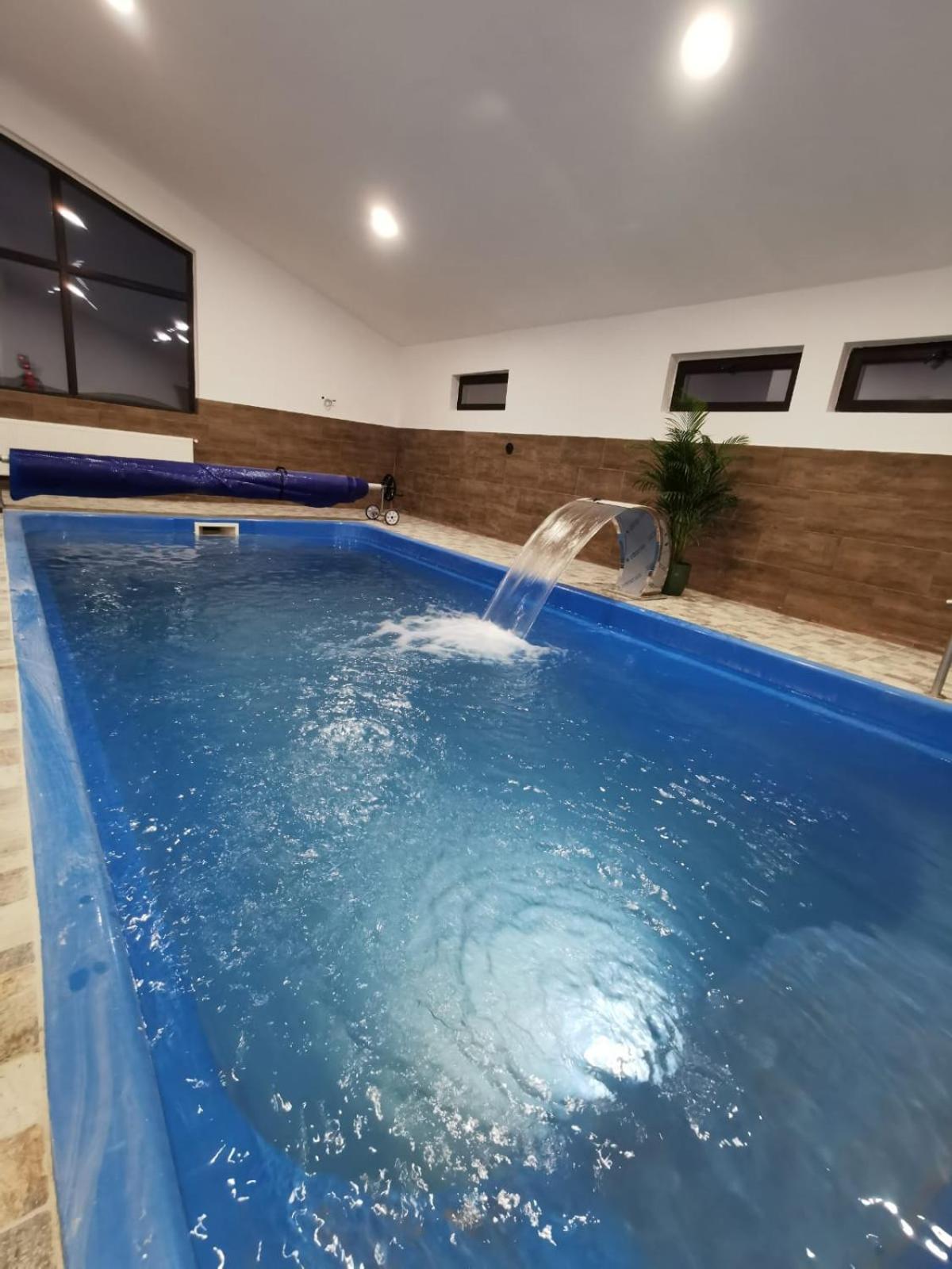 Cerbul Chalet Accommodation & Wellness Rîşnov Eksteriør bilde
